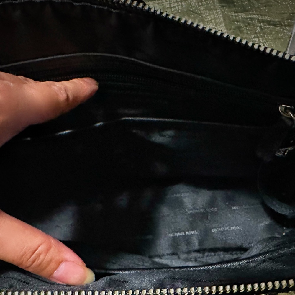 Michael Kors Black leather Tote Bag shoulder bag like new ❌80% OFF SALE❌ - Picture 15 of 16